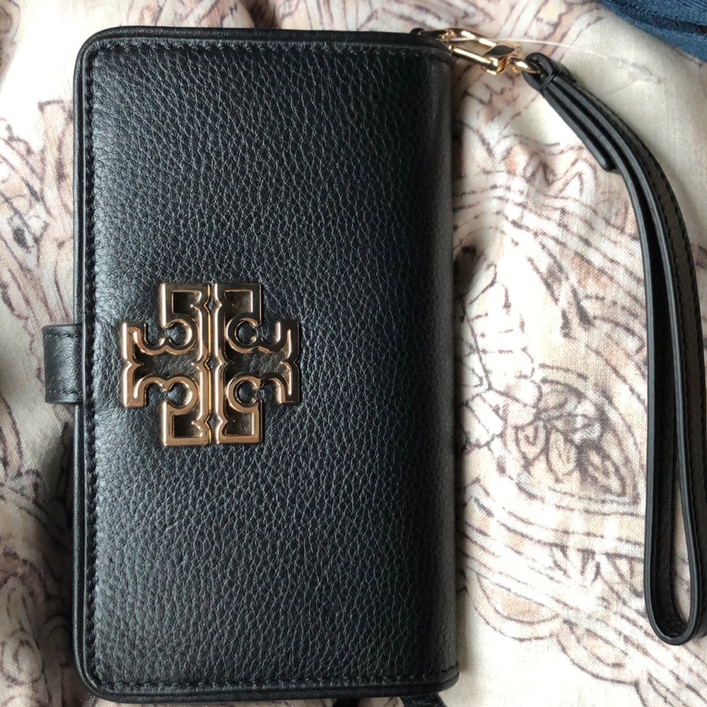 Tory Burch Britten phone wallet